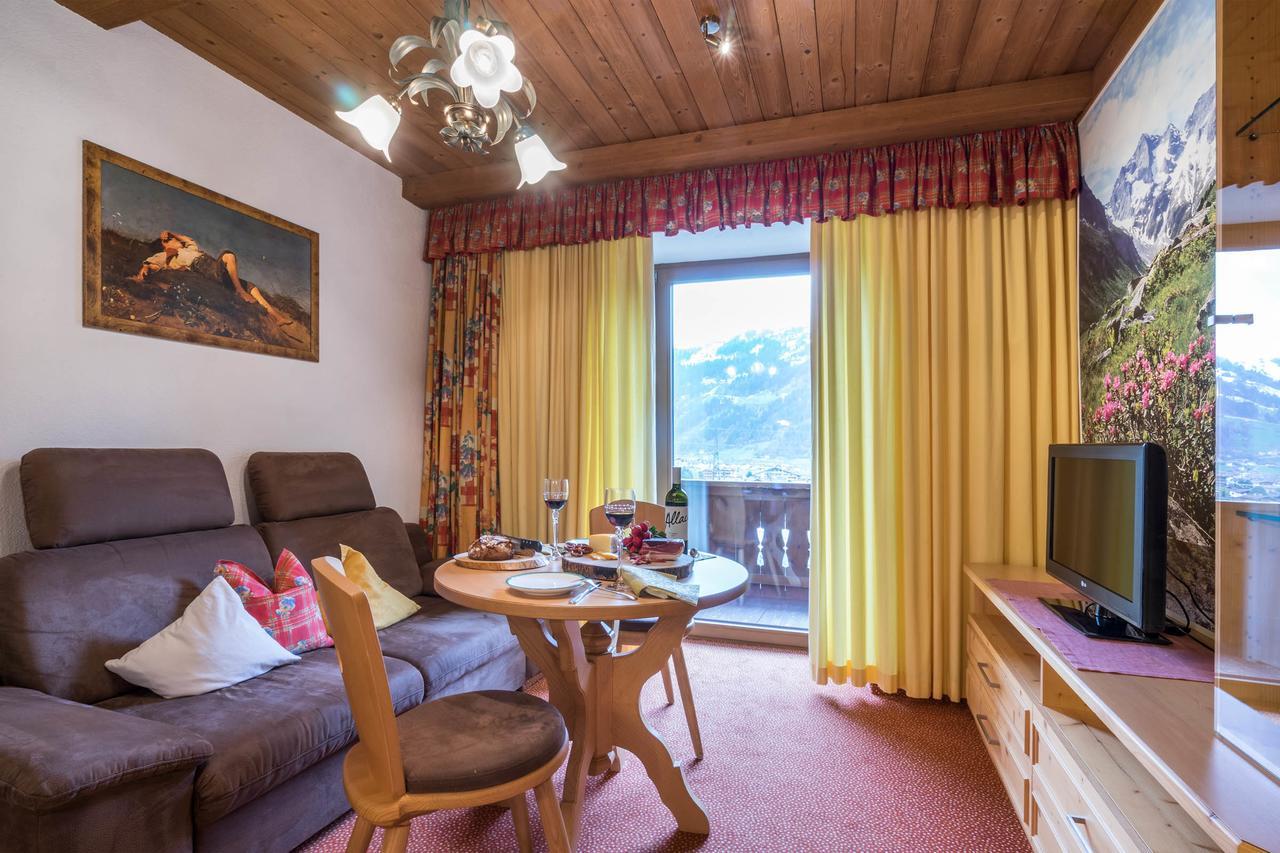 Aparthotel Gallahaus Zell am Ziller Zewnętrze zdjęcie